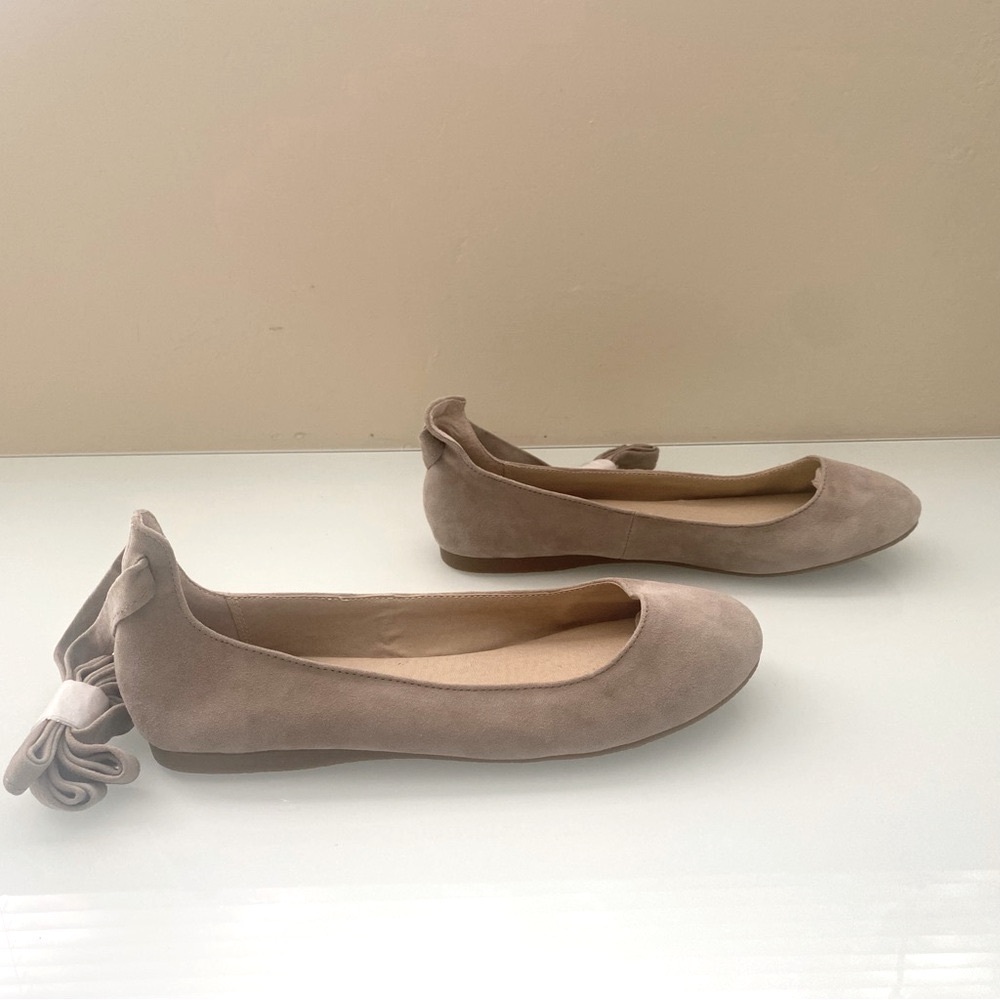 Steve Madden Blcome Light Gray Straps Leather Size 7M NWOT Ballet Flats - Picture 5 of 10